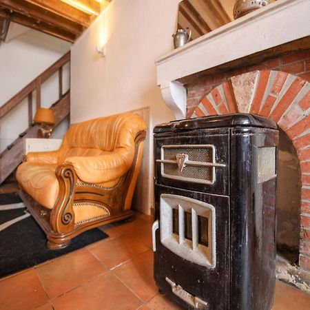 Traditional Holiday Home In Brinon Sur Beuvron Экстерьер фото