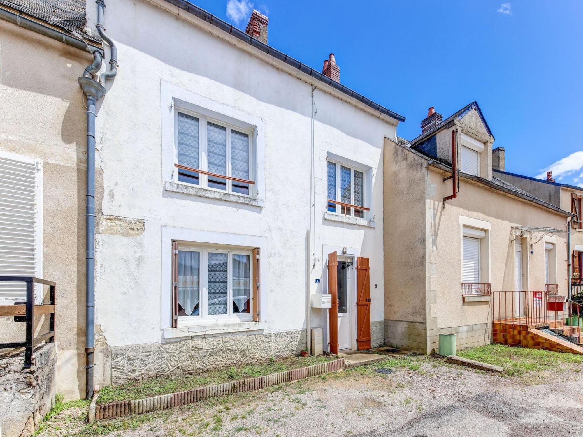 Traditional Holiday Home In Brinon Sur Beuvron Экстерьер фото