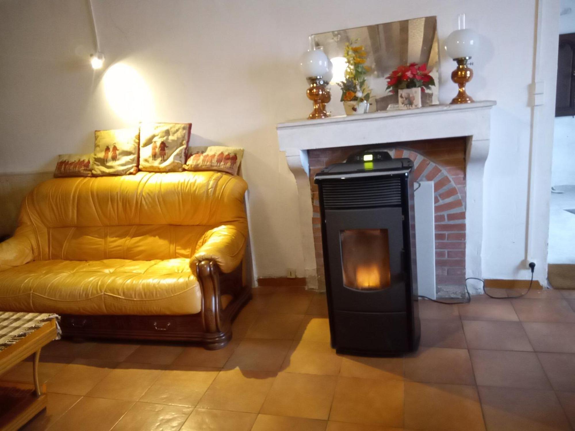 Traditional Holiday Home In Brinon Sur Beuvron Экстерьер фото