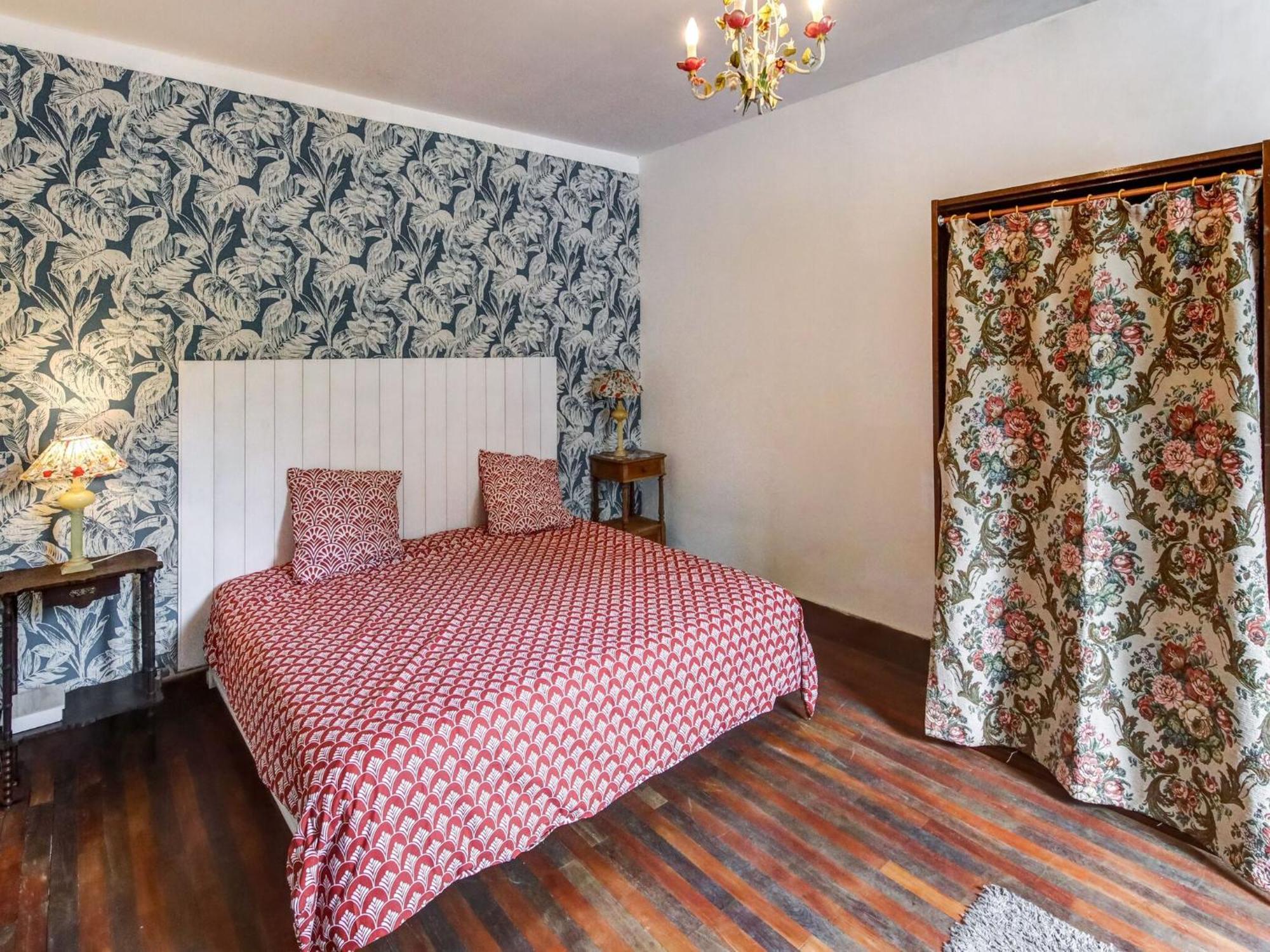 Traditional Holiday Home In Brinon Sur Beuvron Экстерьер фото